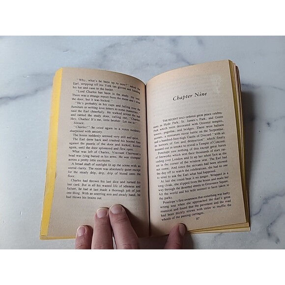 Penelope By Marion Chesney Paperback - Picture 7 of 10